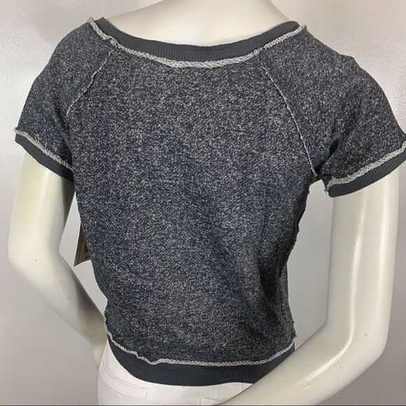 3For$20 Derek Hearts Gray & Green Brooklyn Top - Picture 2 of 5
